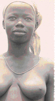 Bissau Guinean woman, via Histórias da