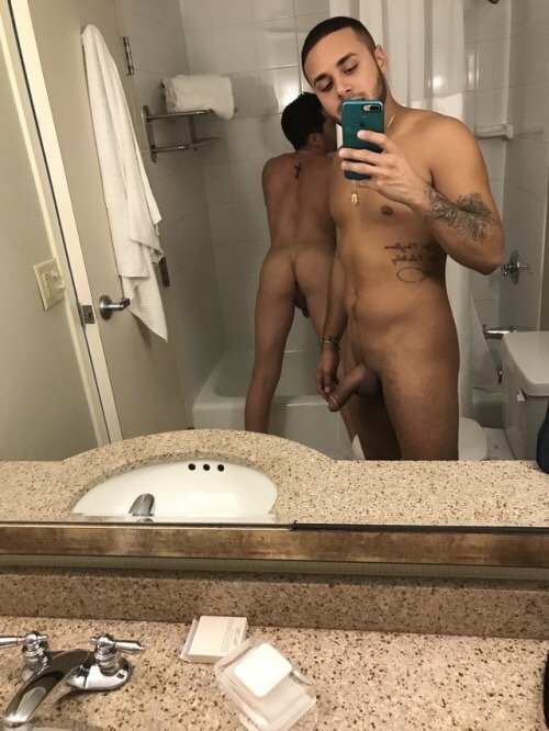 Porn photo bzjays:  deafcubs2016:  Sexy gay wow Texas