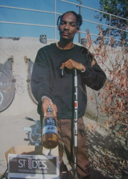 707b:  rapmynigga:  Snoop doggy dogg .  //