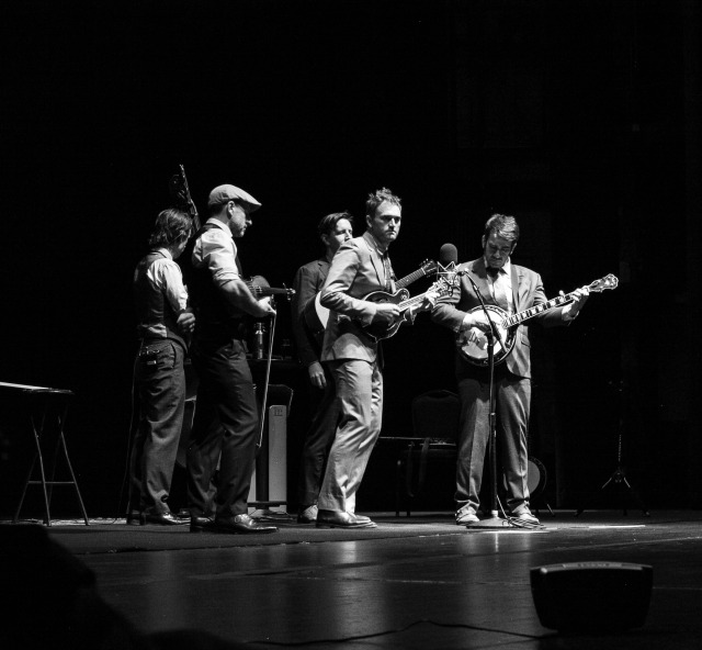 Punch Brothers’ Considerable Prowess on Display at Beacon Theatre