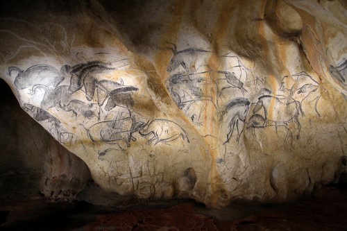 ahencyclopedia:  CHAUVET CAVE: THE  Chauvet Cave (also known as the Chauvet-Pont-d’Arc