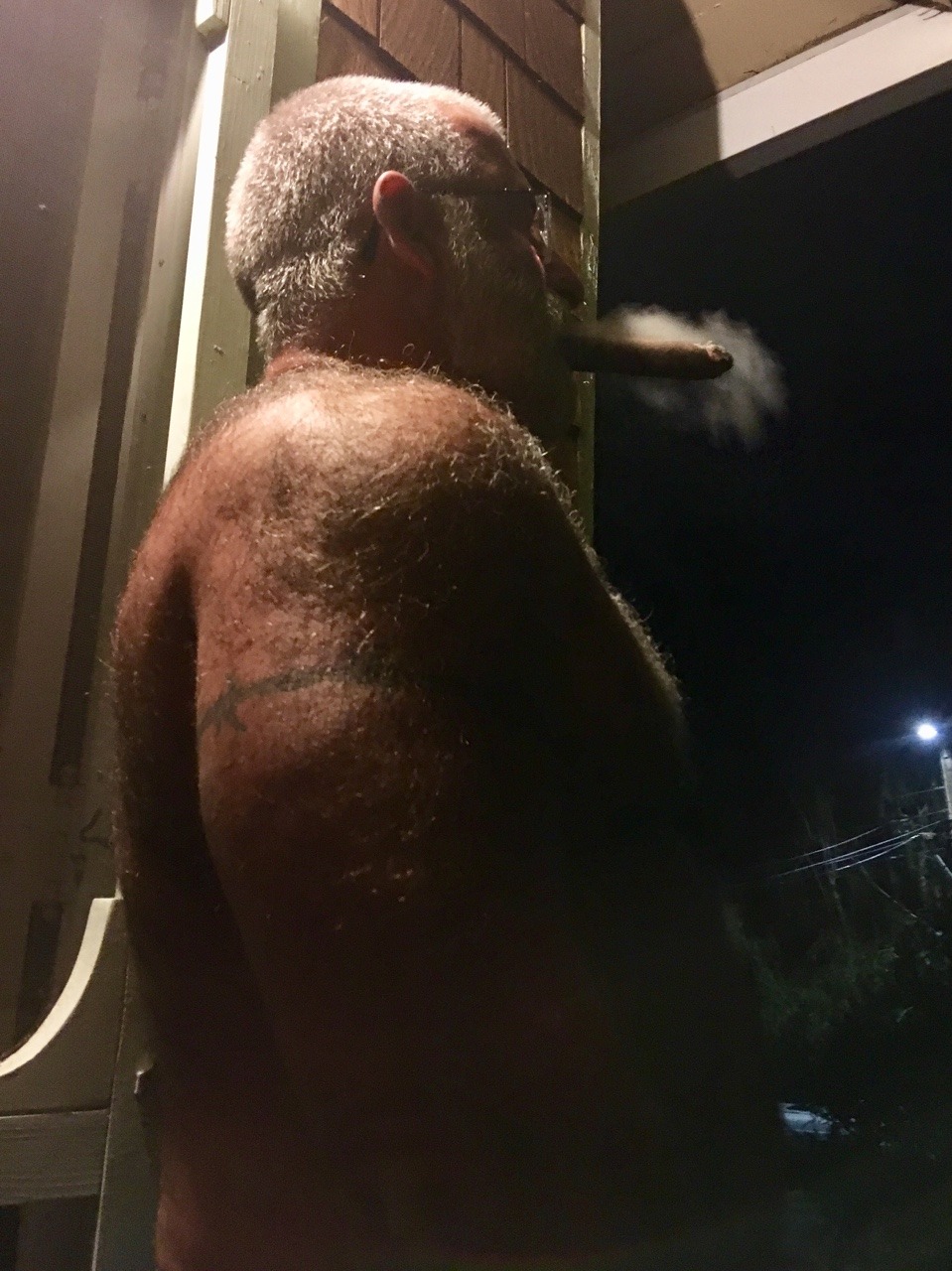 daddycubbytiger:  Daddy and Cubby, cigars after the gym. JFR and a Gran Habano. 