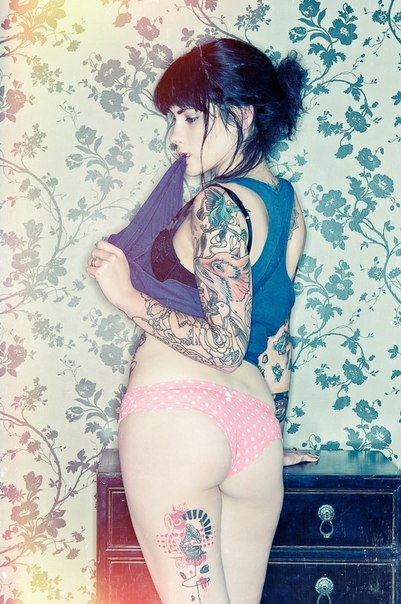fantasticbodyart:  More @ http://fantasticbodyart.tumblr.com 