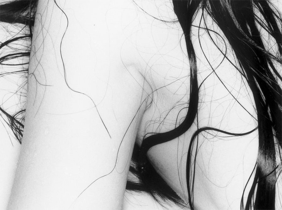 redlipstickresurrected:Nobuyoshi Arākī aka 荒木经惟 aka Arākī aka アラーキー