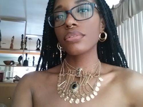 curvedbullets:hersheywrites:aintralph:africanaquarian:Thank god for melanin.Aight T!Yessssssss!!!