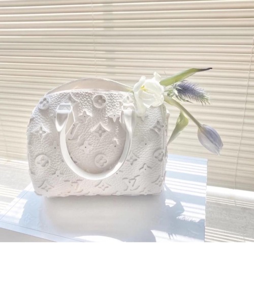 Anderrose VASE - White