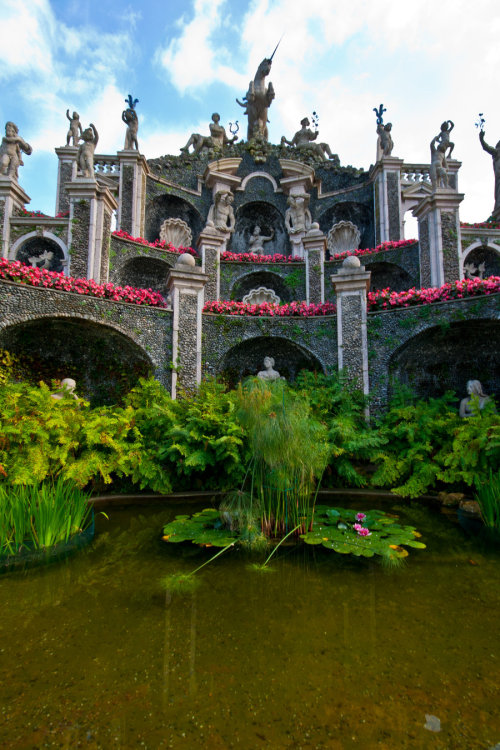 Bothanic Garden on Isola Bella by LordMeltdown