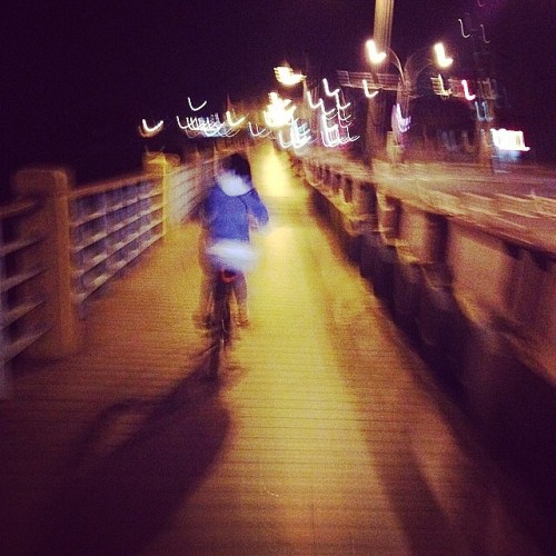 instabicycle:  Via @aboutchiangnana: 用鐵腿來做假期的ending #bike #bicycle #tamsui #danshui #fisherman #boyf