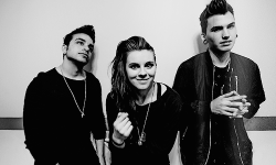 PVRIS in Focus Magazine (x)