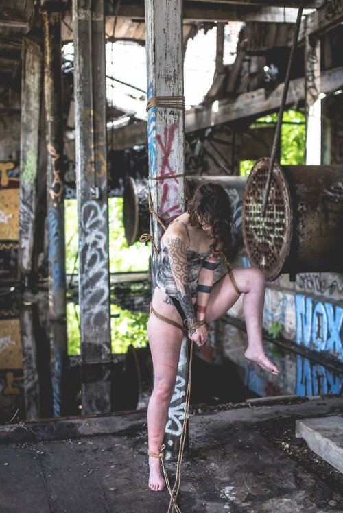 camdamage: Enjoying some breath restriction thanks to Alice Wolfe | shot by DWLPhoto [full set and more here] 