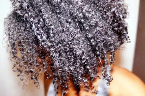 cosmic-noir: weloveblackgirls: naturalhairhow101: Texture #naturalhairhow101 4C appreciation Ayyye!