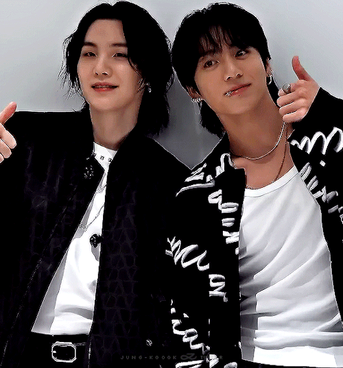 Yoongi And Jungkook Taking Pics Together