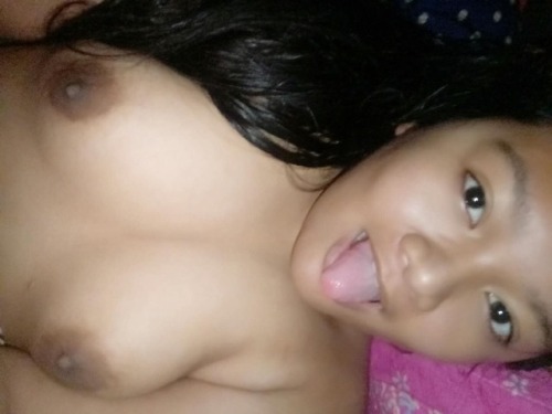 kakijilatpepekperempuan: Awek ganu