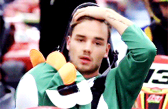 zayncangetsome:  make me choose → vastlyunknown asked: curly liam or beardy liam