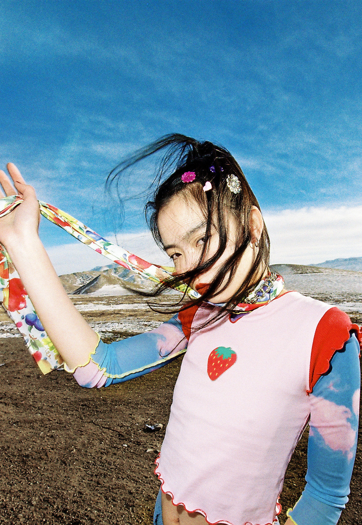 unif:  strawberry tee + clouds top