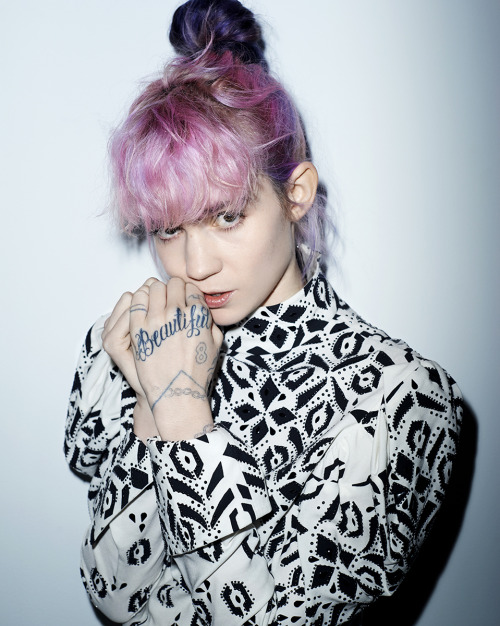 grimes-claireboucher:Grimes for Les Inrocksphoto : Benni Valsson