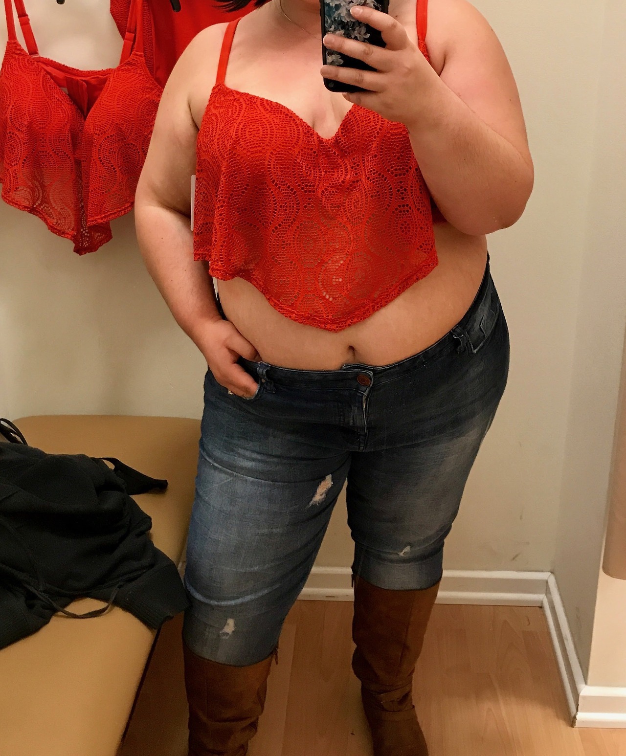 bellyrina:  I’m ready, who’s gonna take me out?!?   😘  https://bellyrina.tumblr.com/ 