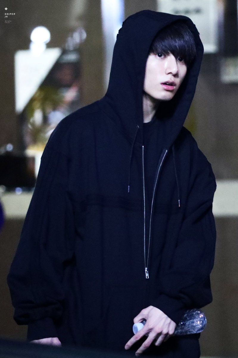 jungkook with black hoodie｜TikTok Search