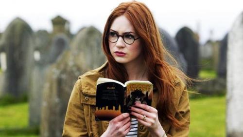 Happy Birthday to  Karen Gillan!( November 28, 1987)