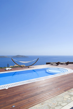 classy-captain:  White Pearl Villa Elounda