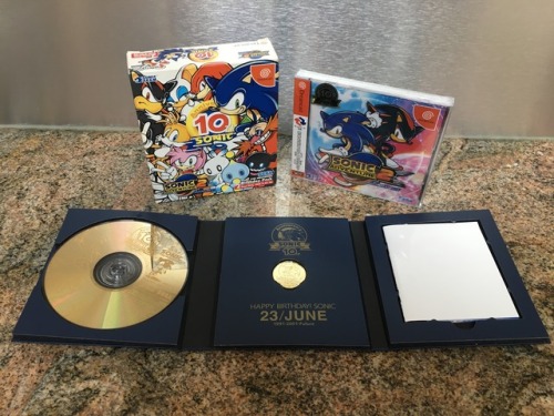 sonichedgeblog:It is also ‘Sonic Adventure 2′s birthday - released 17 years ago. The Anniversary edi