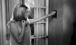 panslabyrinth:We must get this crack mended.Repulsion (1965)dir. Roman Polanski 
