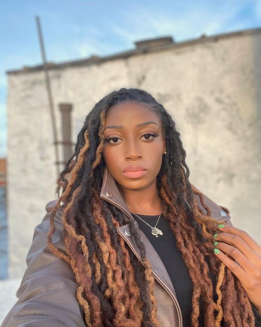 BEHOLD THE WONDEROUS BEAUTY THAT IS BLACK WOMEN WITH LOCS! THEY ARE GOD’S GIFT