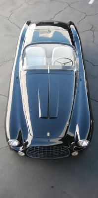   Ferrari 212/225 Inter Touring Barchetta - 1952  