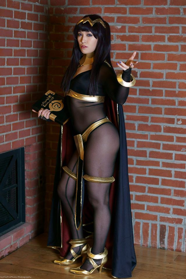 cosplayandgeekstuff:    JK Cosplay (USA) as Tharja. Photo I by:  David Ngo   Photo