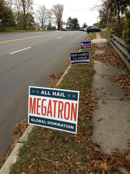 proudblackconservative: pr1nceshawn: Funny Voting Signs Express What People Really Think About Th