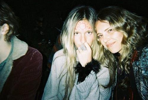 zuzweitallein:  (1) Fotos da Linha do tempo | via Facebook on @weheartit.com - http://whrt.it/15EfqQ1