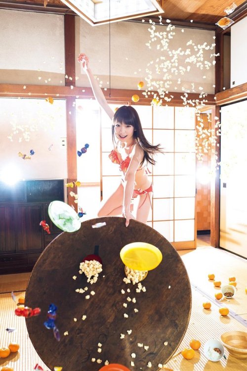 soimort48:   「FLASHスペシャルグラビアBEST 2019新年号」 荻野由佳  https://www.amazon.co.jp/dp/B07KZ3JJPS/ 