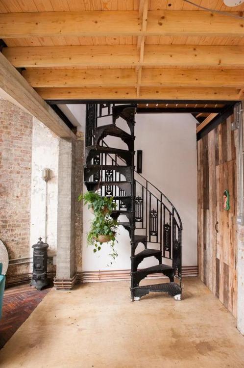 gravityhome:Loft in a former laundry in LondonFollow Gravity Home: Instagram - Pinterest - Facebook 