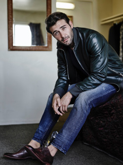 hotfamous-men:  James Wolk