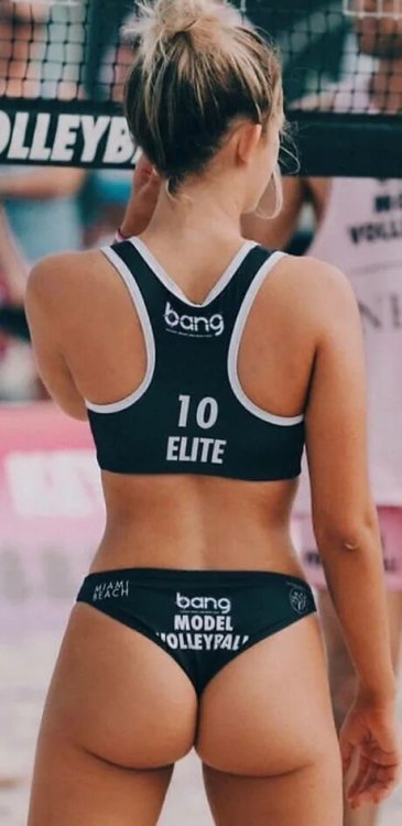 delicious-dream-before-the-storm:  Long live Volleyball..