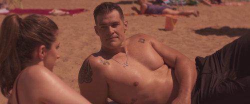 fat-male-celebrities:  thick Greg Finley