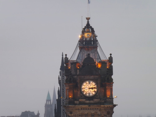 on-misty-mountains: View from Calton Hill