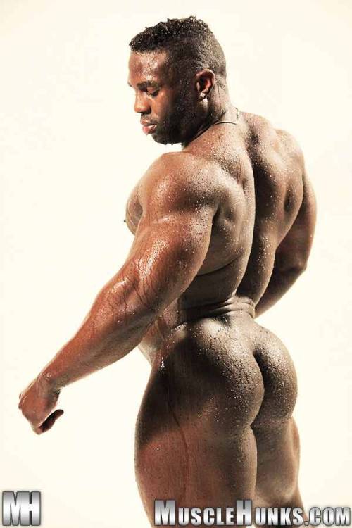 yourmrzeal:Aden Taylor