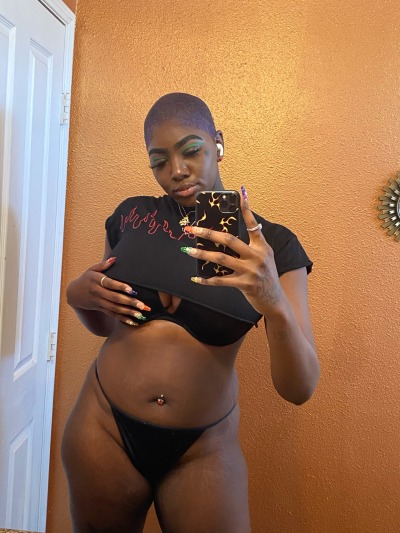jamaicanamazon:🍒 🤤🤤🤤