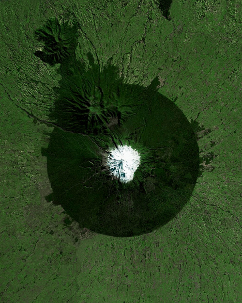 dailyoverview: Mount Taranaki, also known as Mount Egmont, is an active stratovolcano on the west co