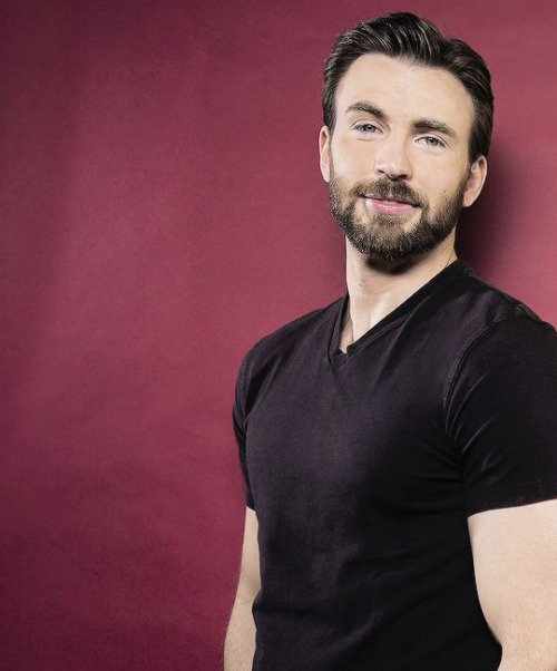 weheartchrisevans:3-4/∞ pictures of chris evans