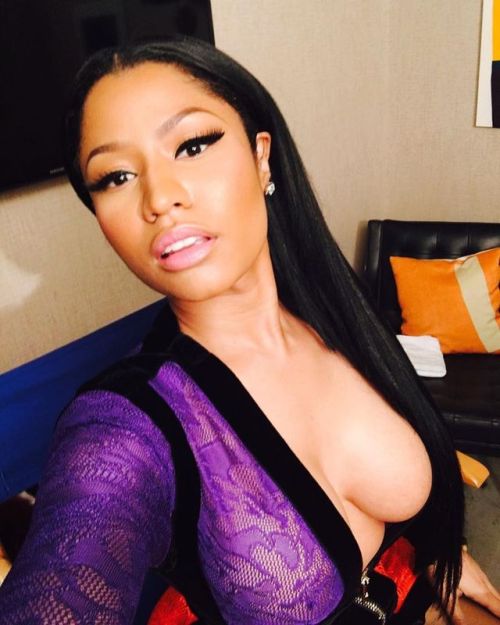Sex Nicki Minaj Topless and Sexy Shots pictures