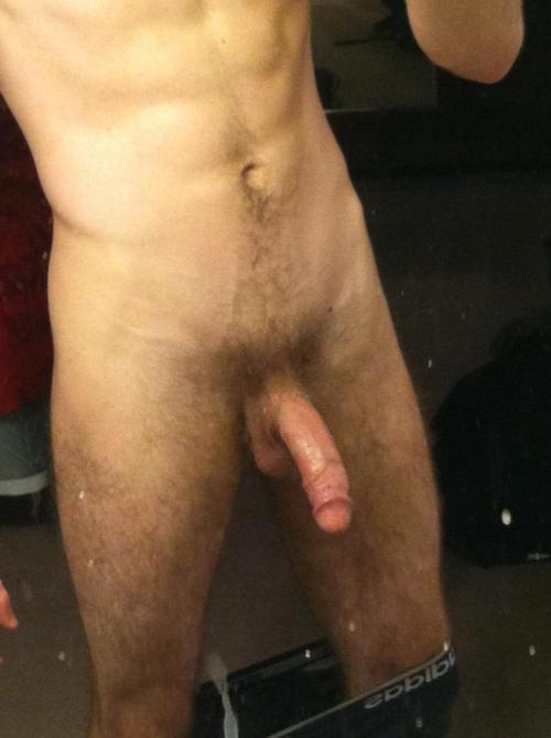 jockdays:  brodays:  Hot Self Pic Studs! Hundreds Of Dudes Added Daily! http://brodays.tumblr.com/  Hot studs, hung jocks, and thick cocks! http://jockdays.tumblr.com/   I’d gladly sit on his cock