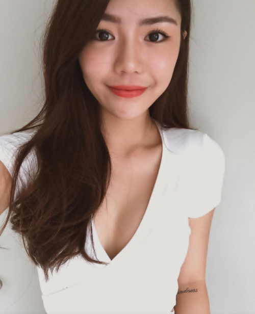 20cm4u: buttface696969:Josephine is such a cutie pie who really wants to be banged my multiple guys 