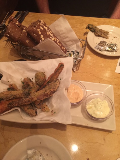 gaininggeeks:  A friend sponsored our meal and we ate way too much at Cheesecake Factory. We were about to explode.   3 loaves of bread 1 appetizer  2 meals 1 giant dessert.