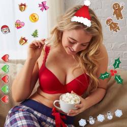 iamiskra:  ☃❤️💚❤️MERRY CHRISTMAS🎅🎄❄️ ILYSM thank you for making me feel more beautiful as myself and un retouched. You all inspire me to love my body because we are all beautiful in our own unique special way✨thank you for your