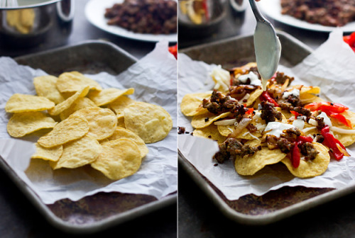 foodffs:  Italian-Style Nachos with Provolone Cheese Sauce, Turkey Sausage and Roasted Red PeppersReally nice recipes. Every hour.