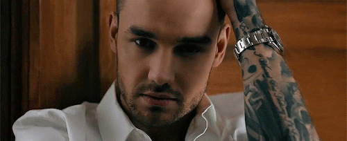 jaegyoo:Wasn’t looking for love ‘til I found you // Liam Payne - “For You” MV