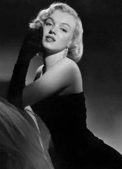 the50sbest:  Marilyn Monroe in the early