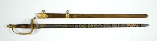 art-of-swords:Naval Presentation SwordDated: 18th century (1780-90 hilt)Culture: German blade of French type, English hiltMedium & Technique: blued etched and giltInscription: ‘SOLINGEN’ and in Latin and FrenchSource: Copyright © 2015 The Fitzwilliam